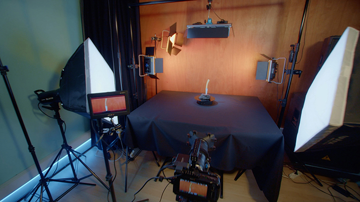 VIsionSOund Studio Lausanne, studio de tournage optimisé pour le packshot.